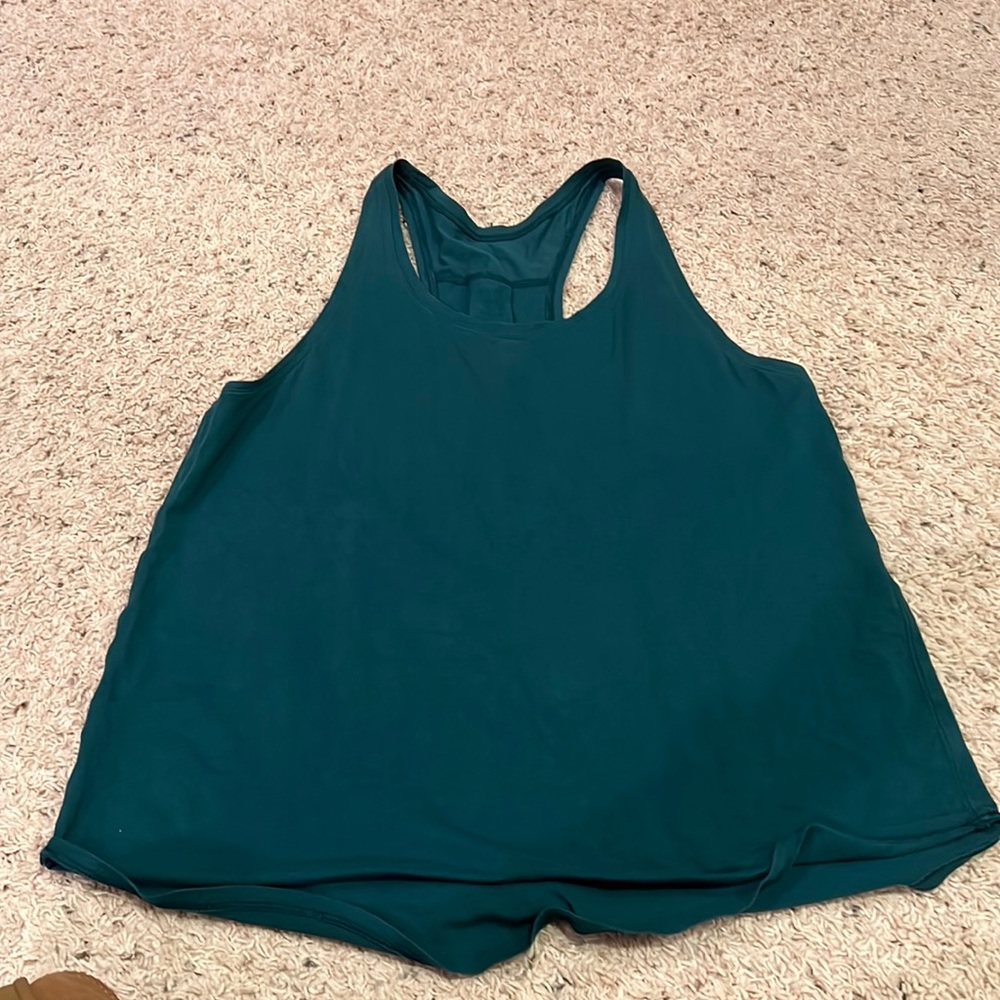 Women’s athletic tank top